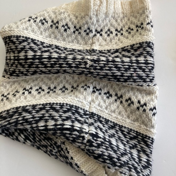 Gap Knit Cowl Neck Scarf One Size - Picture 5 of 7